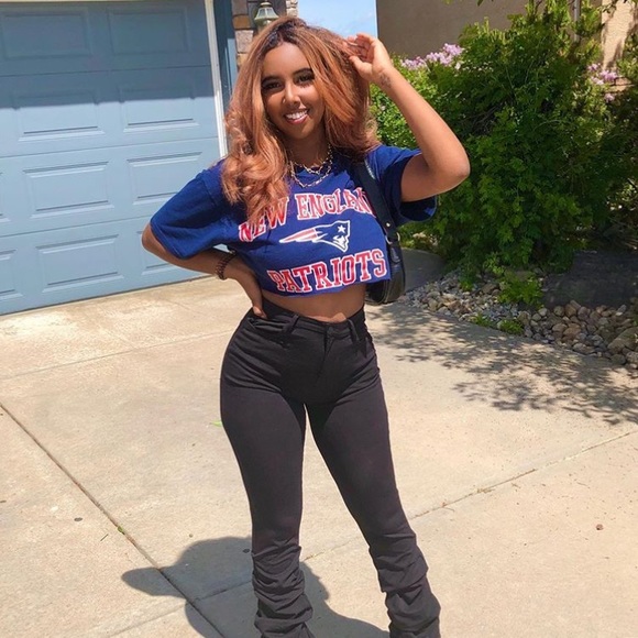 Meet your Posher, Salina - Picture 1 of 1